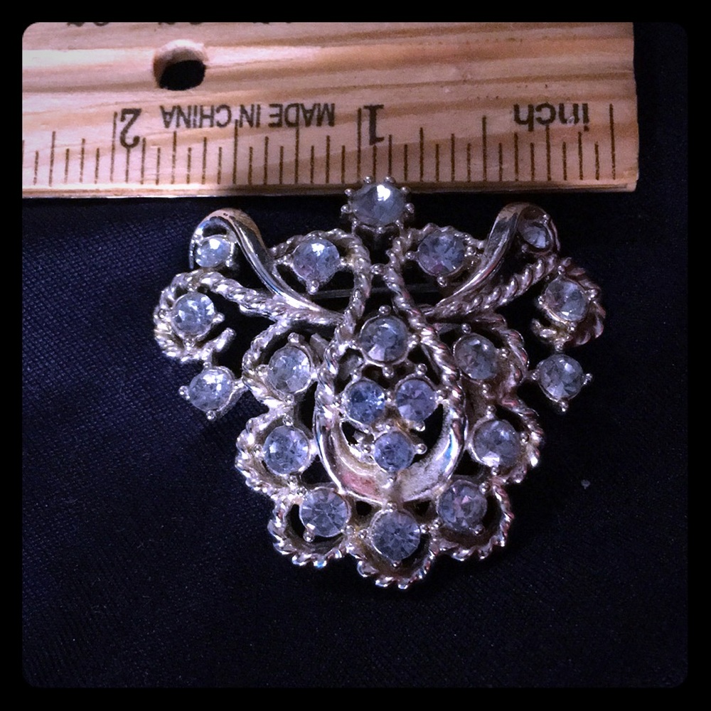 Vintage Unmarked Silver and Pale Blue Broach